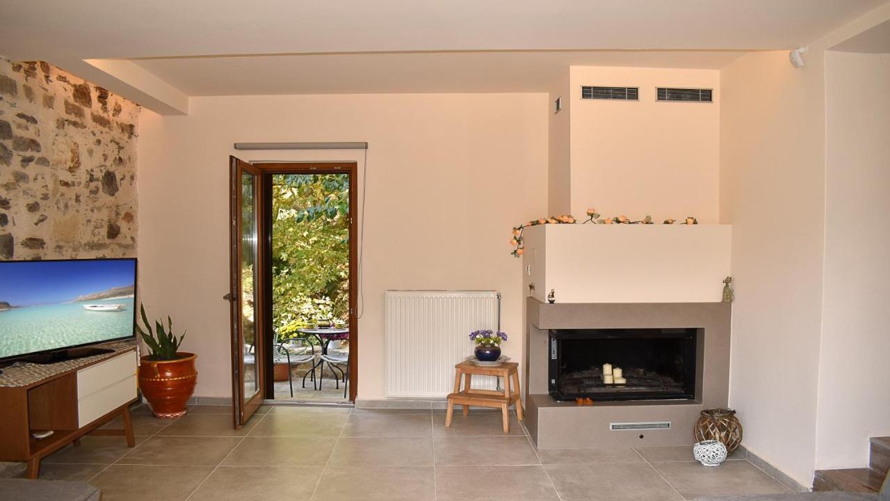 Platanus House Vila Meskla Exterior foto
