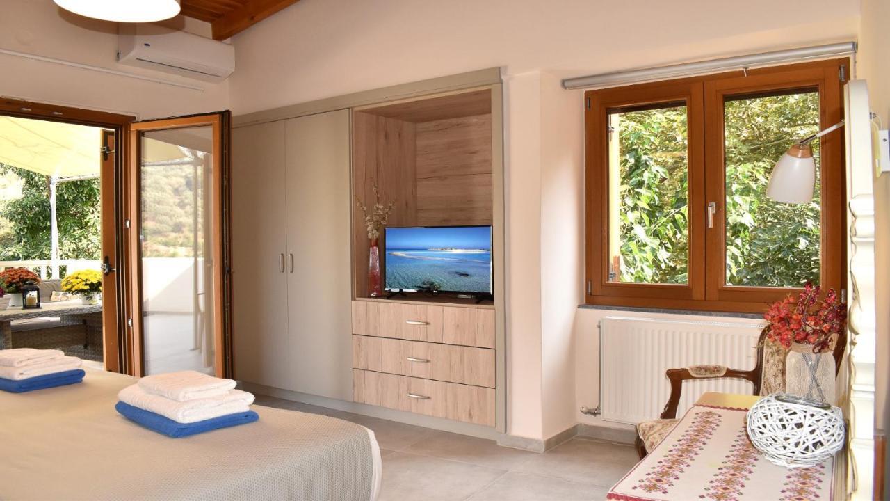 Platanus House Vila Meskla Exterior foto