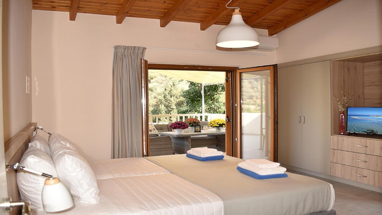 Platanus House Vila Meskla Exterior foto